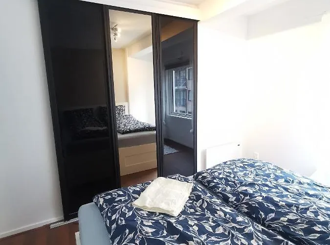 80 Square Metre Flat In The Heart Of - 2 Big Bedrooms * ברגן